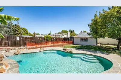 655 W Creekside Circle, Dixon, CA 95620 - Photo 47