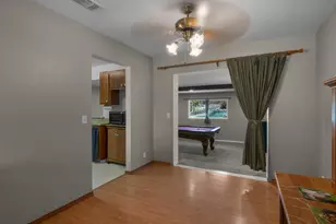 655 W Creekside Cir, Dixon, CA 95620 - Photo 11