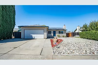 655 W Creekside Circle, Dixon, CA 95620 - Photo 5
