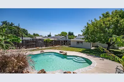 655 W Creekside Circle, Dixon, CA 95620 - Photo 39
