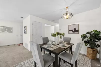 111 McKinley Circle, Vacaville, CA 95687 - Photo 13