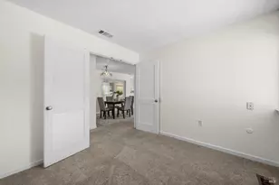 111 McKinley Cir, Vacaville, CA 95687 - Photo 15