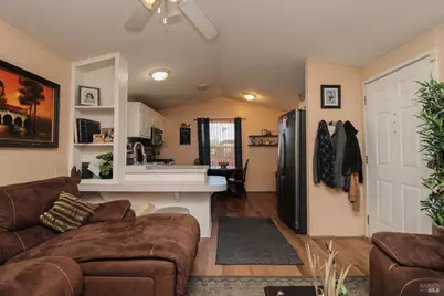 8 Mast Drive, Suisun City, CA 94585 - Photo 13
