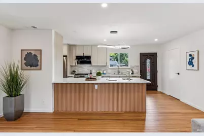 534 Rowland Boulevard, Novato, CA 94947 - Photo 11
