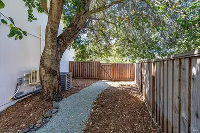 2140 Alejandro Drive, Santa Rosa, CA 95405 - Photo 57