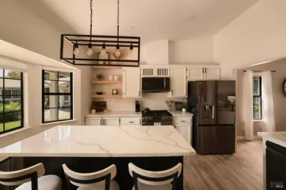 372 Kendrick Lane, Vacaville, CA 95687 - Photo 5