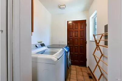 17698 Healdsburg Avenue, Healdsburg, CA 95448 - Photo 13