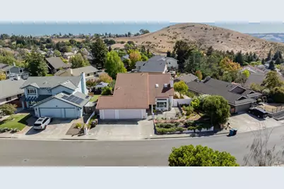 860 Hanlon Way, Benicia, CA 94510 - Photo 77