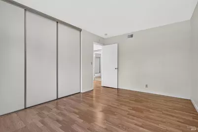 860 Hanlon Way, Benicia, CA 94510 - Photo 57