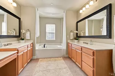 754 Burgundy Way, Windsor, CA 95492 - Photo 33