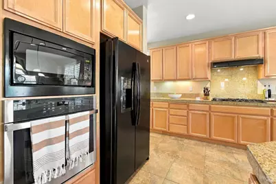 754 Burgundy Way, Windsor, CA 95492 - Photo 13