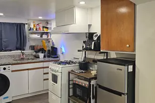 1160 Powell St, Oakland, CA 94608 - Photo 59