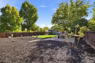 2728 Illinois St, Napa, CA 94558 - Photo 25