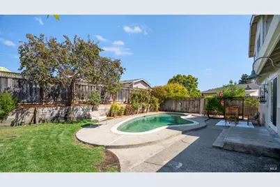 423 Donner Avenue, Petaluma, CA 94954 - Photo 25