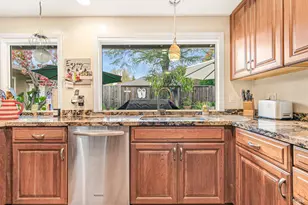 7125 Fairfield Dr, Santa Rosa, CA 95409 - Photo 11