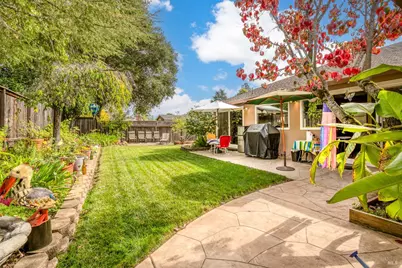 7125 Fairfield Drive, Santa Rosa, CA 95409 - Photo 25