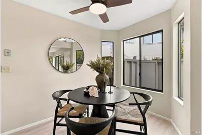 31 Wharf Circle, San Rafael, CA 94903 - Photo 11