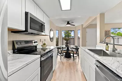 31 Wharf Circle, San Rafael, CA 94903 - Photo 9