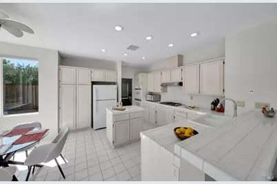 1028 Sandhurst Drive, Vallejo, CA 94591 - Photo 13