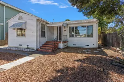 428 E I Street, Benicia, CA 94510 - Photo 1