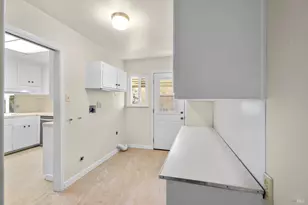 2117 Harris Ct, Santa Rosa, CA 95401 - Photo 7