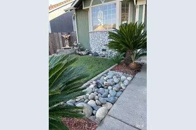 1007 Valley Oak Way, Fairfield, CA 94533 - Photo 19