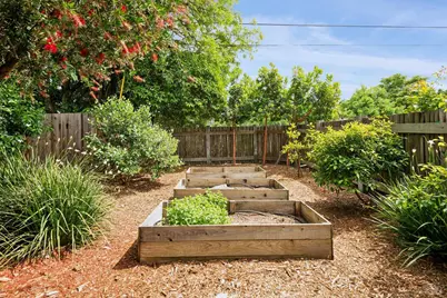 350 Linden Street, Sonoma, CA 95476 - Photo 59
