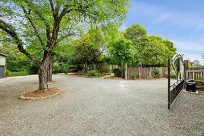 350 Linden Street, Sonoma, CA 95476 - Photo 69