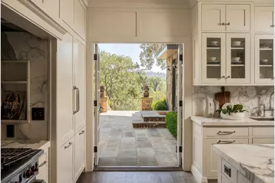 126 Winding Way, Ross, CA 94957 - Photo 3