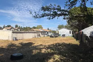 909 Hendley St, Santa Rosa, CA 95404 - Photo 35