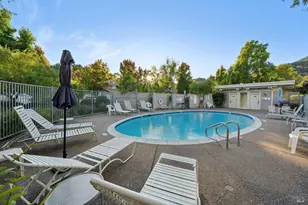 38 Little Creek Ln, Novato, CA 94945 - Photo 11