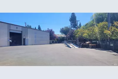 33 S University Street, Healdsburg, CA 95448 - Photo 3