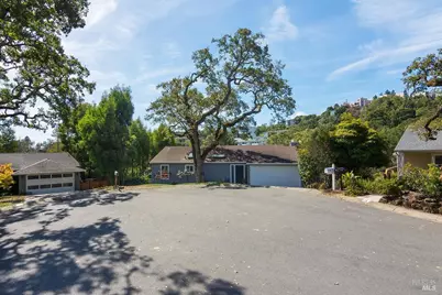16 Corte Los Sombras, Greenbrae, CA 94904 - Photo 29