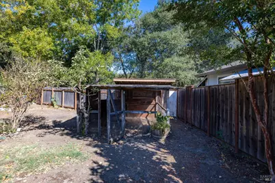 235 Willow Street, Santa Rosa, CA 95401 - Photo 27