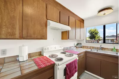 240 Grand Canyon Drive, Vacaville, CA 95687 - Photo 9