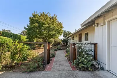19214 Willow Lane, Sonoma, CA 95476 - Photo 25