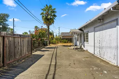 445 Windsor River Road, Windsor, CA 95492 - Photo 29