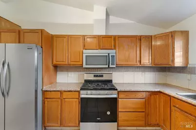 473 Gilcrest Avenue, Vallejo, CA 94591 - Photo 3