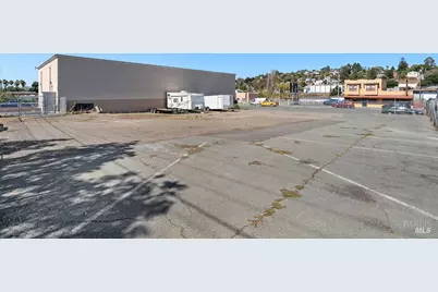 111 Tennessee Street, Vallejo, CA 94590 - Photo 45