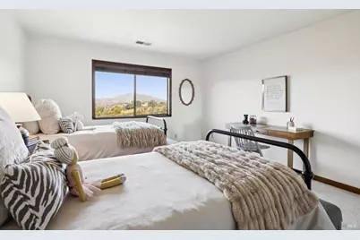75 Atherton Oaks Drive, Novato, CA 94945 - Photo 51