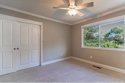 6401 Meadow Creek Lane, Santa Rosa, CA 95409 - Photo 27