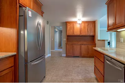 6401 Meadow Creek Lane, Santa Rosa, CA 95409 - Photo 17