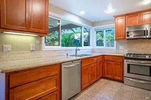 6401 Meadow Creek Ln, Santa Rosa, CA 95409 - Photo 15
