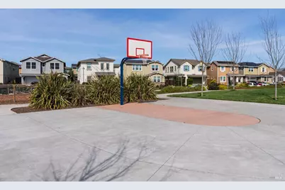 7465 Walker Way, Rohnert Park, CA 94928 - Photo 35
