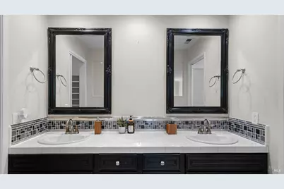 5260 San Luis Avenue, Santa Rosa, CA 95409 - Photo 33