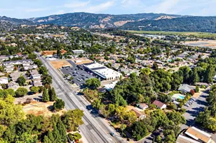 910 S Cloverdale Blvd, Cloverdale, CA 95425 - Photo 43