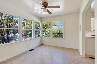 910 S Cloverdale Boulevard, Cloverdale, CA 95425 - Photo 11