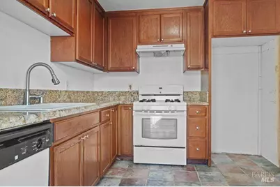 506 Nebraska Street, Fairfield, CA 94533 - Photo 7