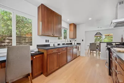 3681 Dartmouth Drive, Napa, CA 94558 - Photo 23