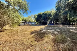 2460 W Dry Creek Rd, Healdsburg, CA 95448 - Photo 43